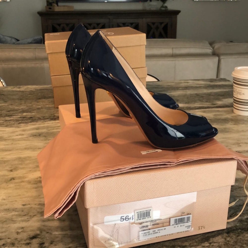 Prada Patent Leather Royal ( Navy Blue)